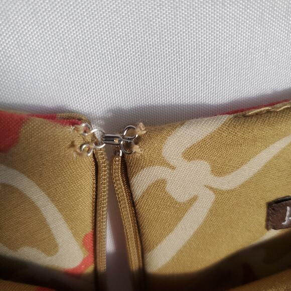 J. McLaughlin Sleeveless Dress Size M Tan Red Chain Print Stretch Sheath 40" - Picture 4 of 9